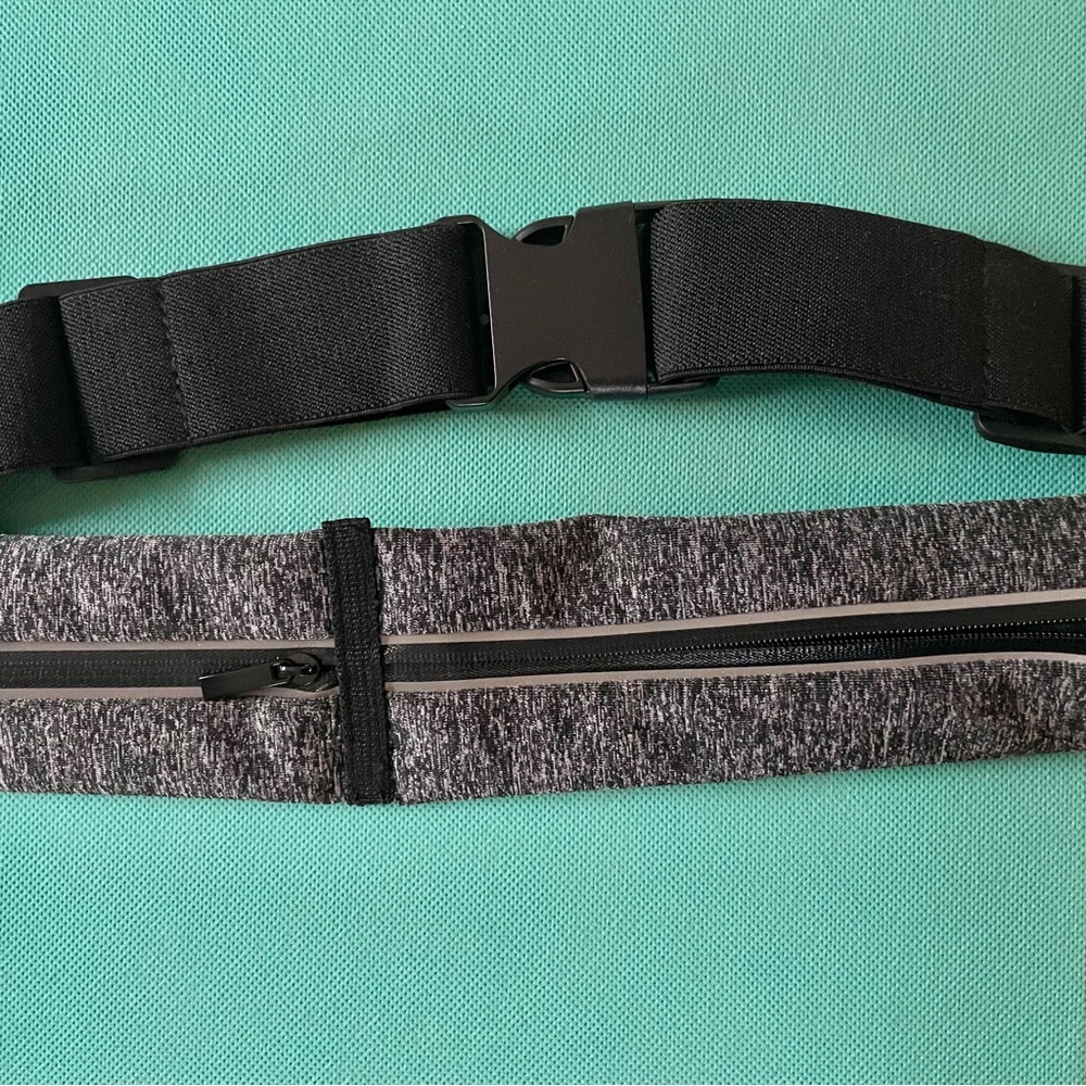 NEW Runner Belt Jogging Headphones Outdoor Equipment Active Phone Carrier Holder
